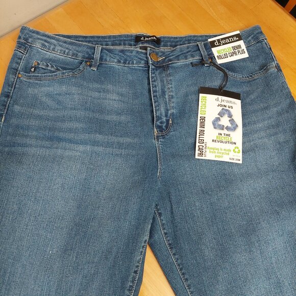 Women's D.JEANS Plus Size Recycled Denim Rolled Capri Blue Jeans Size 20 - Picture 2 of 11
